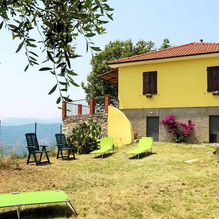 Holiday home Locazione Turistica Casa Quercia