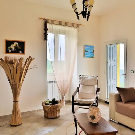 Locazione Turistica Casa Quercia Pontedassio